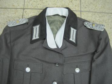 Uniform-Jacke ähn.Wehrmacht Gr. 44-58 Landser Effekten Fasching NVA DDR Film