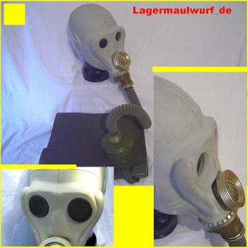 Affenkopf-Gasmaske und Schlauch