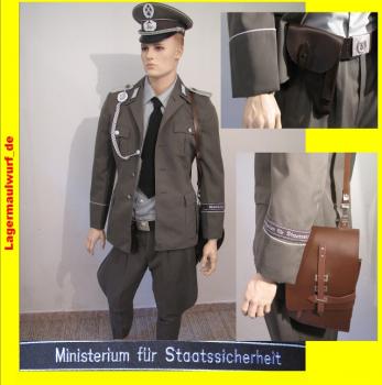 STASI-Uniform kompl. mit Koppel, Pistolentasche,Kartentasche