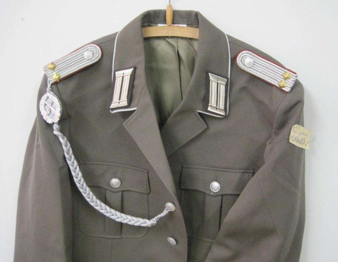 Lagermaulwurf - NVA Uniform Ministerium für Staatssicherheit Offizier